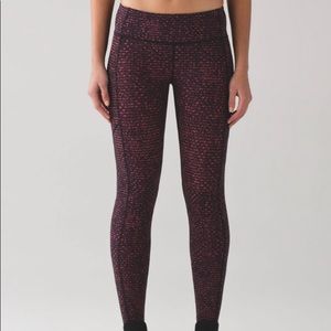 Lululemon Speed Tight V pockets Shatter Weave Dust Coral Plum